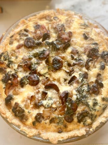 Baked vegetarian quiche.