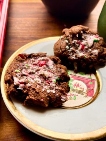 Vegan chocolate peppermint cookies on a plate.