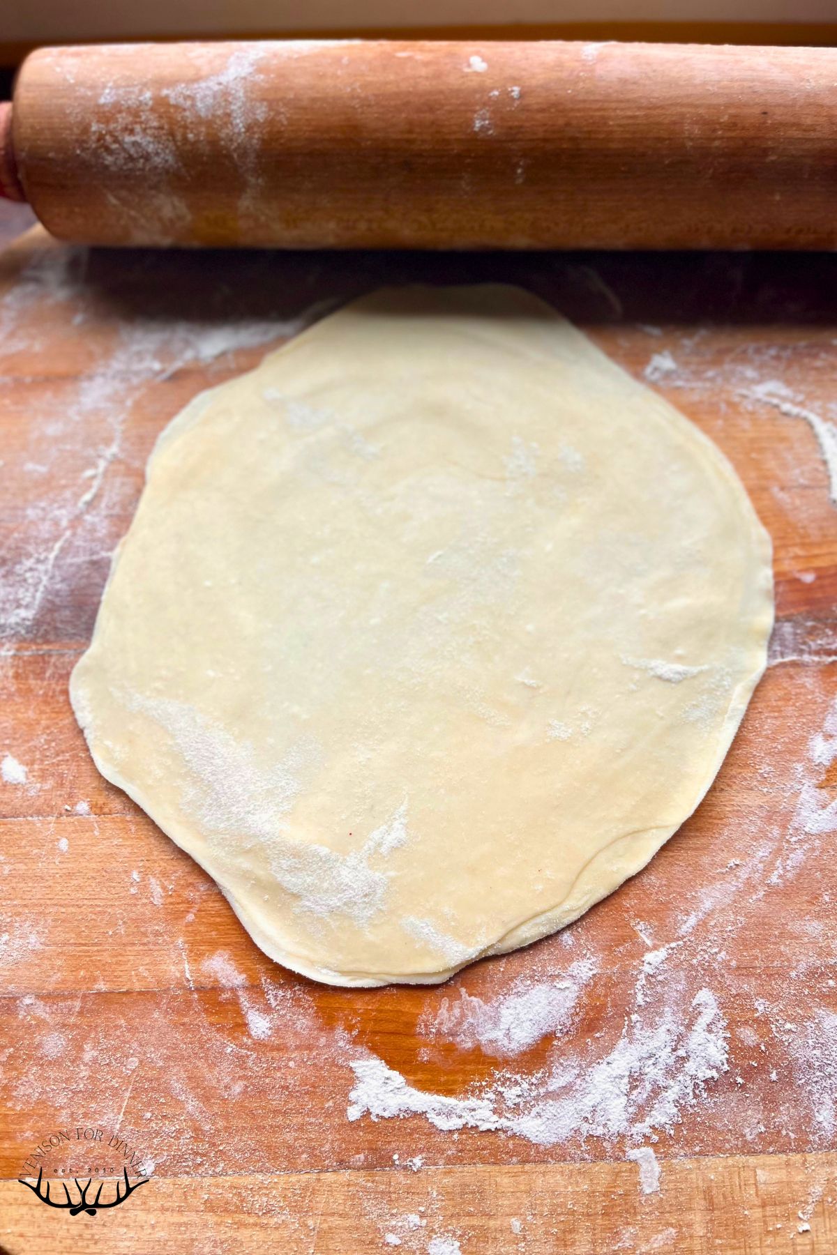 Rolling pin for spring roll dough.